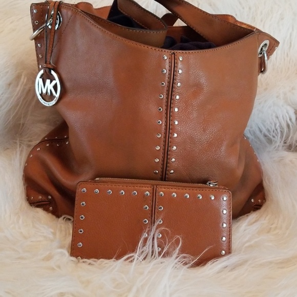 Michael Kors  Purse - Picture 4 of 4